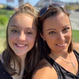 Meet your Posher, Angela